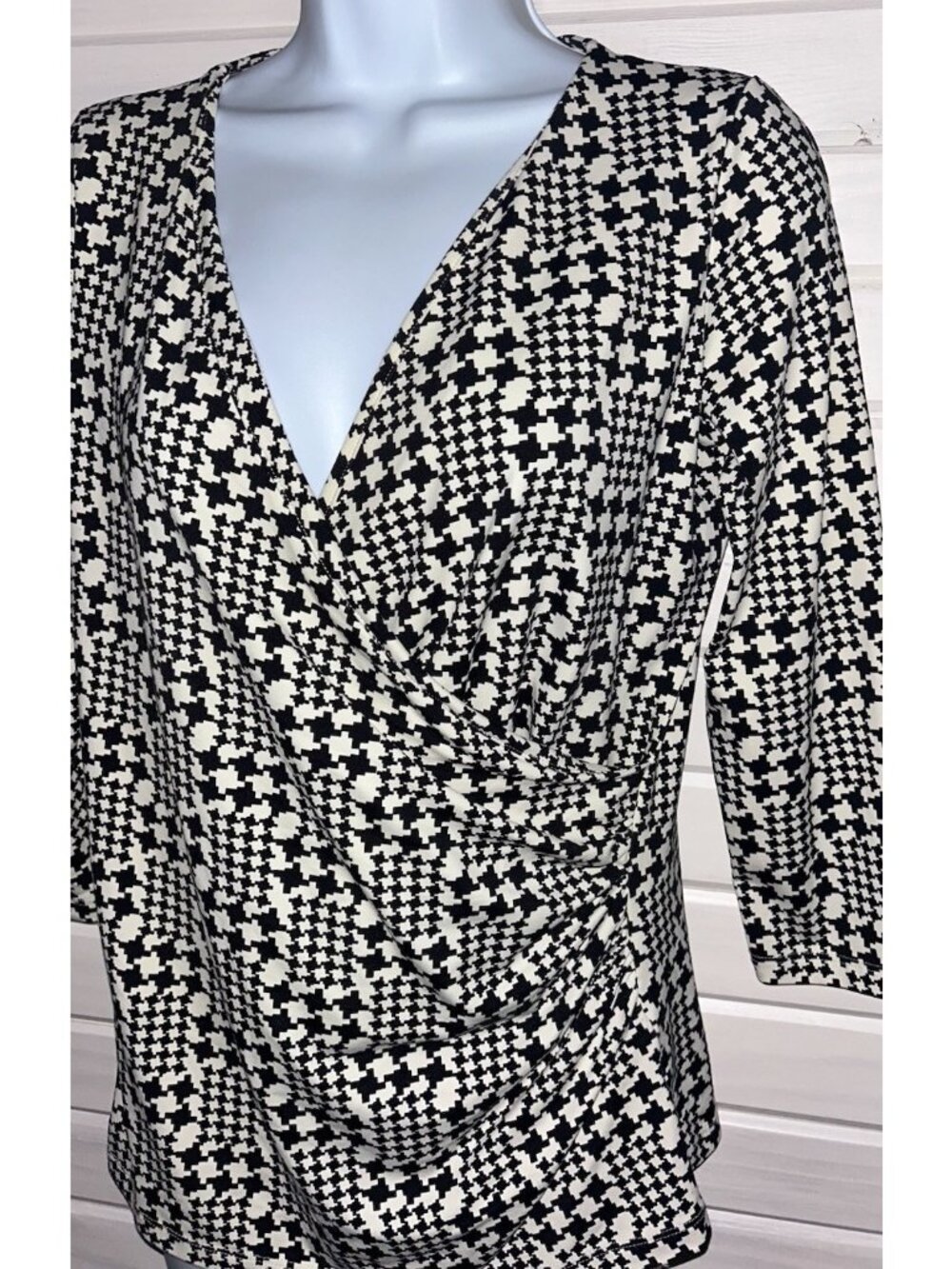 TALBOTS Sz PETITES SMALL PS Faux Wrap Surplice Tunic Nylon Black Ivory EUC